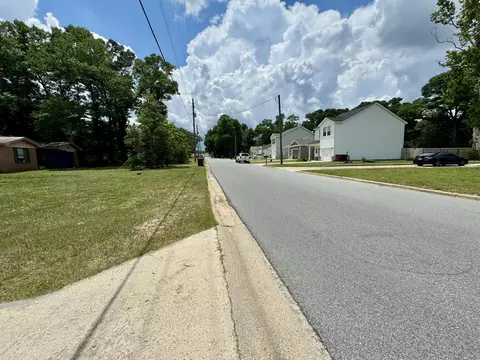 556 Lee Ave, Crestview, FL 32539 photo 21