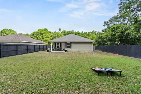 Exterior - 3172 Main St, Crestview, FL 32539 photo 4 of 5
