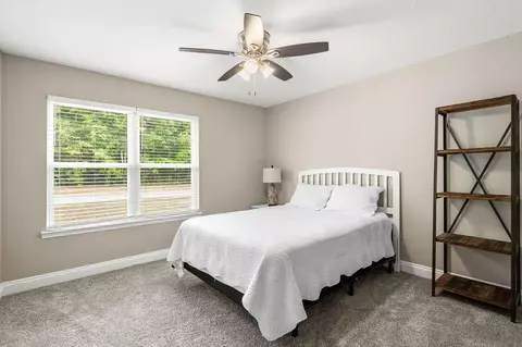 Bedroom - 3172 Main St, Crestview, FL 32539 photo 2 of 4