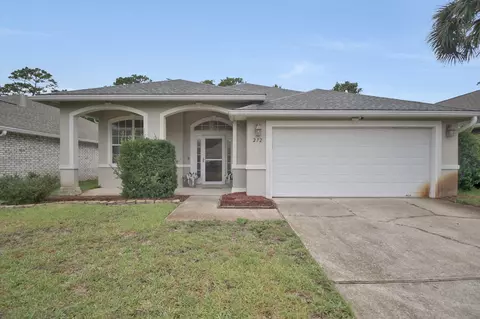 272 Tecumseh Ln, Mary Esther, FL 32569