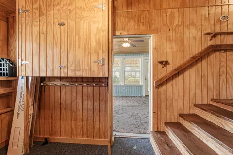 Entry Way - 768 3rd St, Chipley, FL 32428 photo 9 of 10