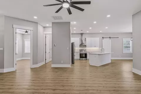 258 W Bayou Forest Dr, Freeport, FL 32439 photo 6