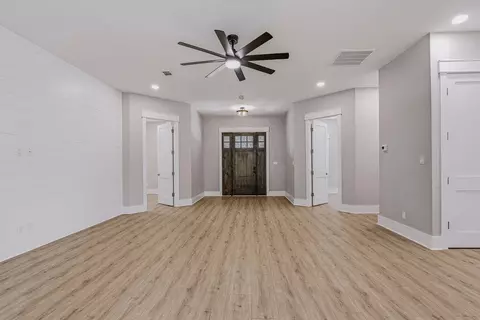 258 W Bayou Forest Dr, Freeport, FL 32439 photo 4