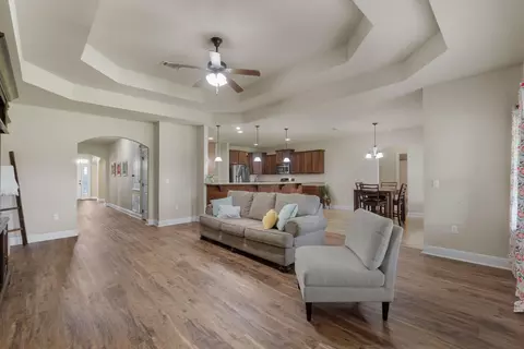 Entry Way - 6229 Lapis Ln, Crestview, FL 32539 photo 5 of 12