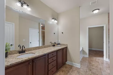 Entry Way - 6229 Lapis Ln, Crestview, FL 32539 photo 8 of 12