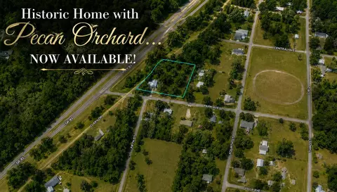 8127 5th St, Laurel Hill, FL 32567