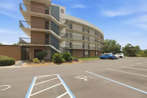 214 SW Miracle Strip Pkwy #406B, Fort Walton Beach, FL 32548