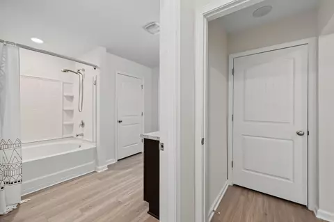 Entry Way - 352 Merlin Ct, Crestview, FL 32539 photo 1 of 2