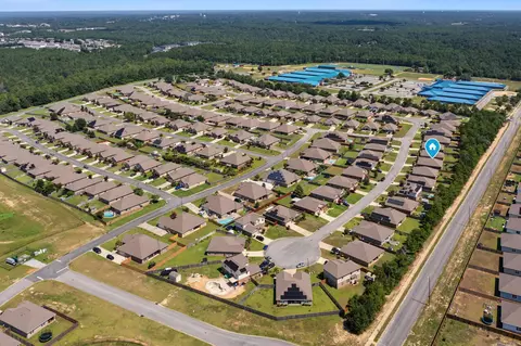 View/Area - 352 Merlin Ct, Crestview, FL 32539 photo 5 of 11
