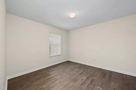 Bedroom - 352 Merlin Ct, Crestview, FL 32539 photo 4 of 9