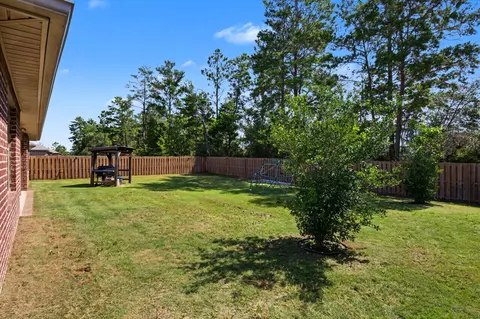 Exterior - 352 Merlin Ct, Crestview, FL 32539 photo 4 of 12
