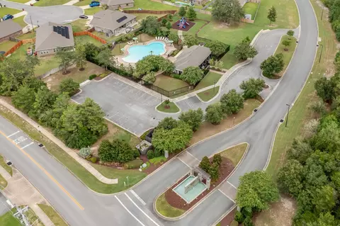 View/Area - 352 Merlin Ct, Crestview, FL 32539 photo 7 of 11