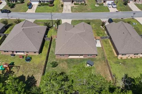 View/Area - 352 Merlin Ct, Crestview, FL 32539 photo 3 of 11