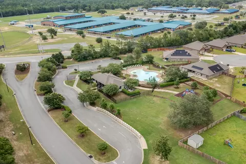 View/Area - 352 Merlin Ct, Crestview, FL 32539 photo 8 of 11