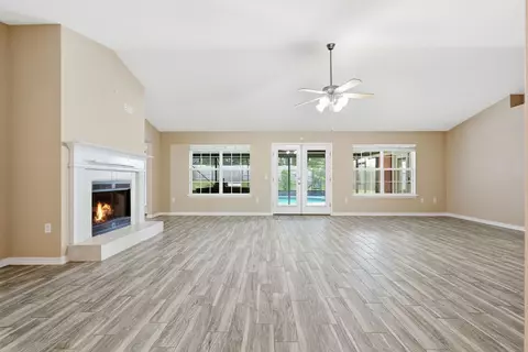 Living - 116 Strike Eagle Dr, Crestview, FL 32536 photo 1 of 7