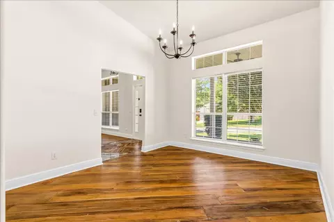 Living - 656 Territory Ln, Crestview, FL 32536 photo 6 of 10
