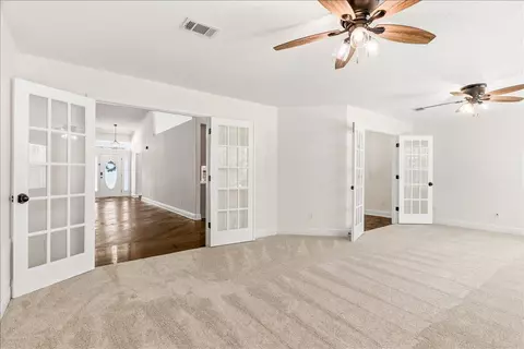 Living - 656 Territory Ln, Crestview, FL 32536 photo 8 of 10