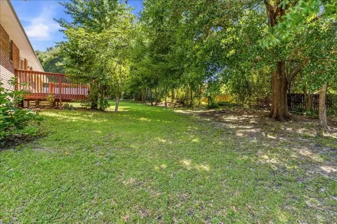Exterior - 656 Territory Ln, Crestview, FL 32536 photo 8 of 12