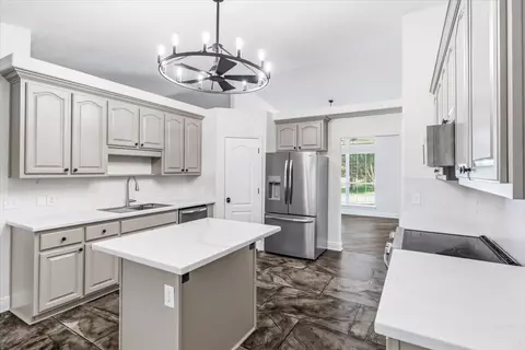 Kitchen - 656 Territory Ln, Crestview, FL 32536 photo 3 of 6