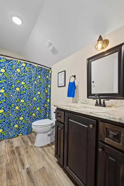 Bath - 5368 Dora St, Baker, FL 32531 photo 7 of 7