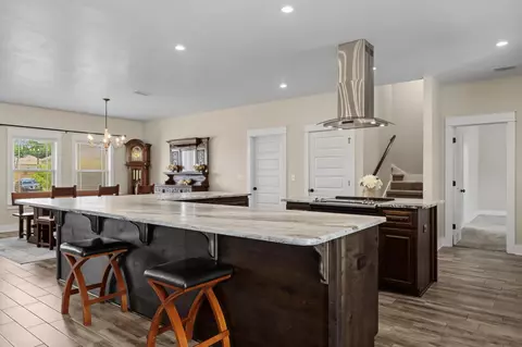 Kitchen - 5368 Dora St, Baker, FL 32531 photo 8 of 9
