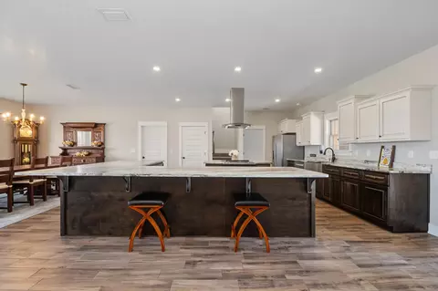 Kitchen - 5368 Dora St, Baker, FL 32531 photo 7 of 9