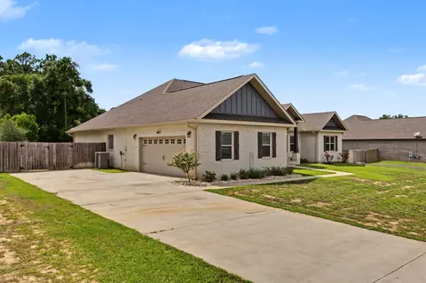Exterior - 5368 Dora St, Baker, FL 32531 photo 9 of 9