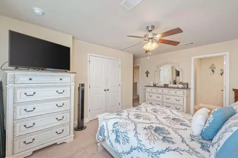 Bedroom - 124 E Iron Horse Dr, Crestview, FL 32539 photo 6 of 6
