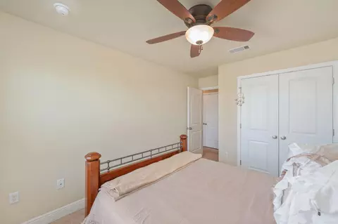 Bedroom - 124 E Iron Horse Dr, Crestview, FL 32539 photo 2 of 6