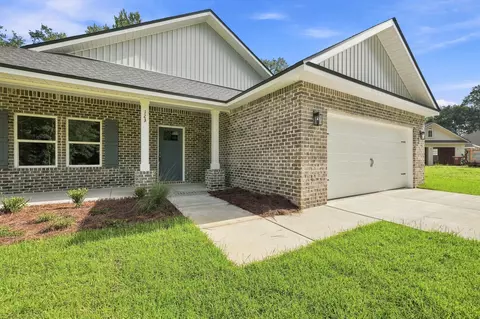 Other - 123 Fairway Dr, Crestview, FL 32536 photo 3 of 45
