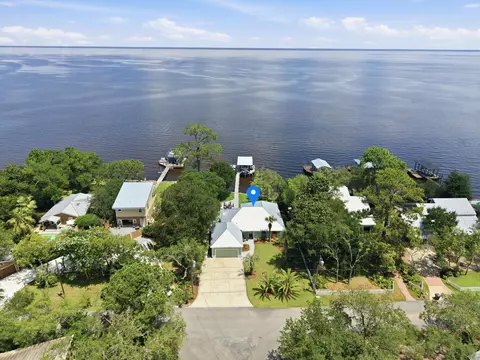 231 Bay Circle Dr, Santa Rosa Beach, FL 32459