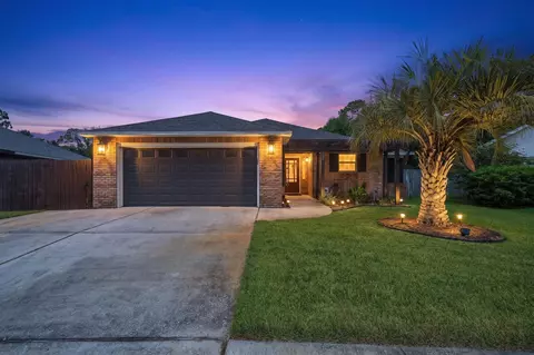 3864 Mesa Rd, Destin, FL 32541