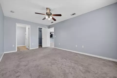 Bedroom - 200 Wainwright Dr, Crestview, FL 32539 photo 3 of 9