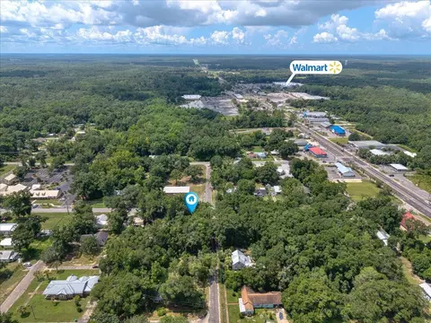 409 S 13th St, Defuniak Springs, FL 32435