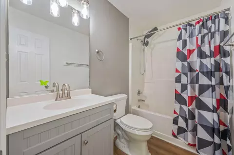 Bath - 114 Jeff Dr, Crestview, FL 32536 photo 1 of 5