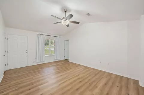 Living - 114 Jeff Dr, Crestview, FL 32536 photo 1 of 2