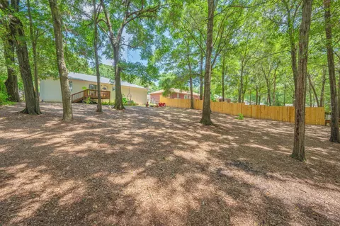 Exterior - 114 Jeff Dr, Crestview, FL 32536 photo 7 of 9