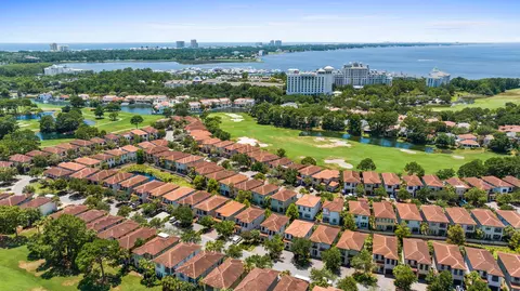View/Area - 1968 Baytowne Loop, Miramar Beach, FL 32550 photo 6 of 9