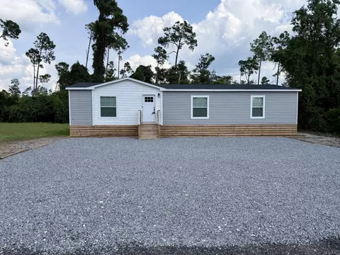 7430 Jefferson Ave, Southport, FL 32409