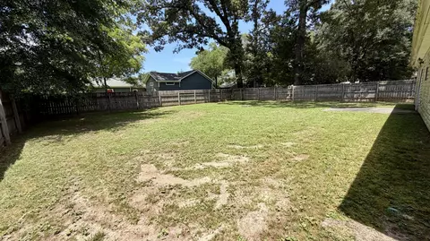 Exterior - 355 Adams Dr, Crestview, FL 32536 photo 6 of 6