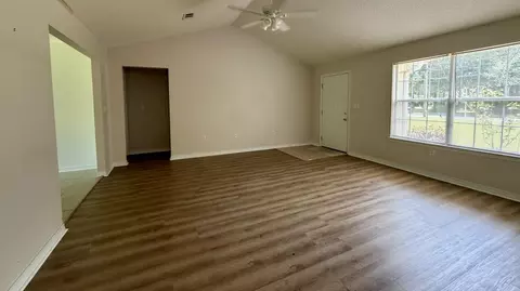 Living - 355 Adams Dr, Crestview, FL 32536 photo 2 of 3