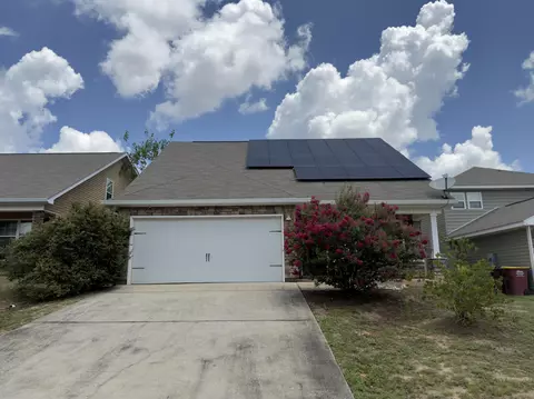 455 Eisenhower Dr, Crestview, FL 32539 photo 1