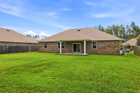 Exterior - 192 E Sky Way, Freeport, FL 32439 photo 8 of 9