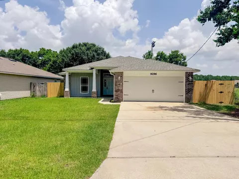 9296 Military Trl, Navarre, FL 32566