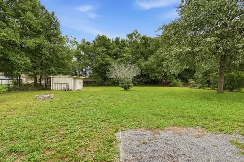 Exterior - 320 Forrest Pkwy, Crestview, FL 32539 photo 5 of 9