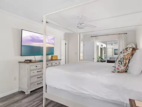 Bedroom - 58 Overlook Dr, Miramar Beach, FL 32550 photo 8 of 12