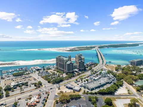 10 Harbor Blvd #E210, Destin, FL 32541