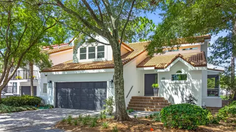 51 Vantage Pt, Miramar Beach, FL 32550