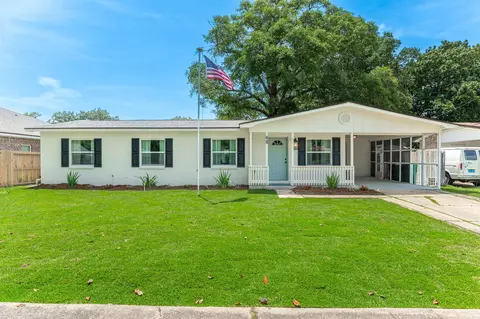 48 Woodham Ave, Fort Walton Beach, FL 32548