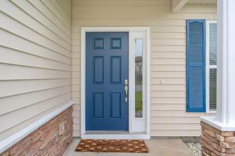 Entry Way - 184 Peoria Blvd, Crestview, FL 32536 photo 1 of 4
